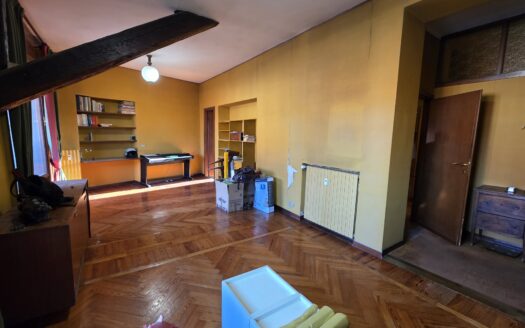 Appartamento attico mq 105 Compagnoni/Marcona